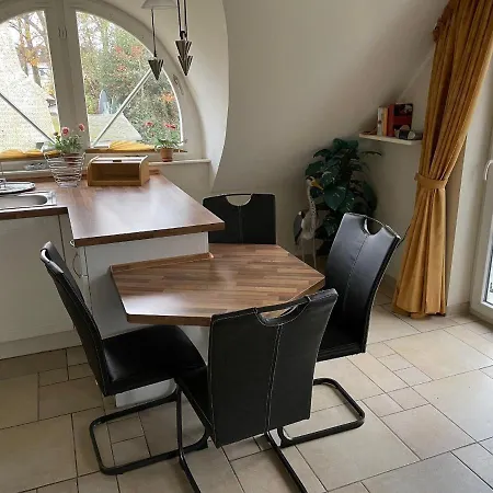 Zingst-3-zi-ferienwohnung-deichidyll-strandresidenz-godeke-michels * Zingst